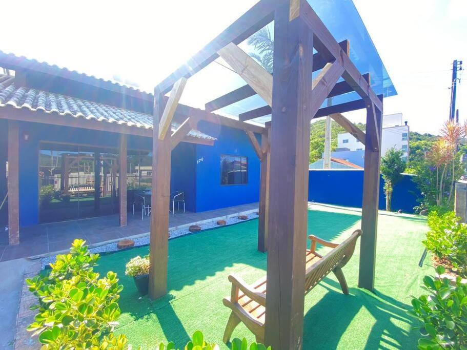 בומבינאס Casa Mamore Praia De Zimbros מראה חיצוני תמונה