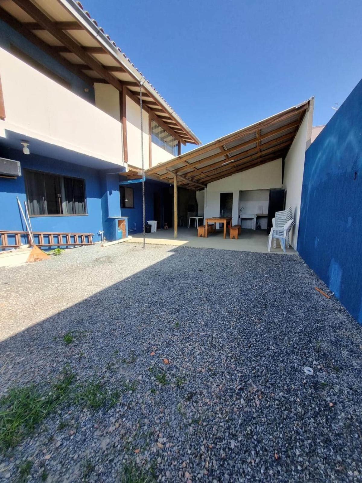 בומבינאס Casa Mamore Praia De Zimbros מראה חיצוני תמונה